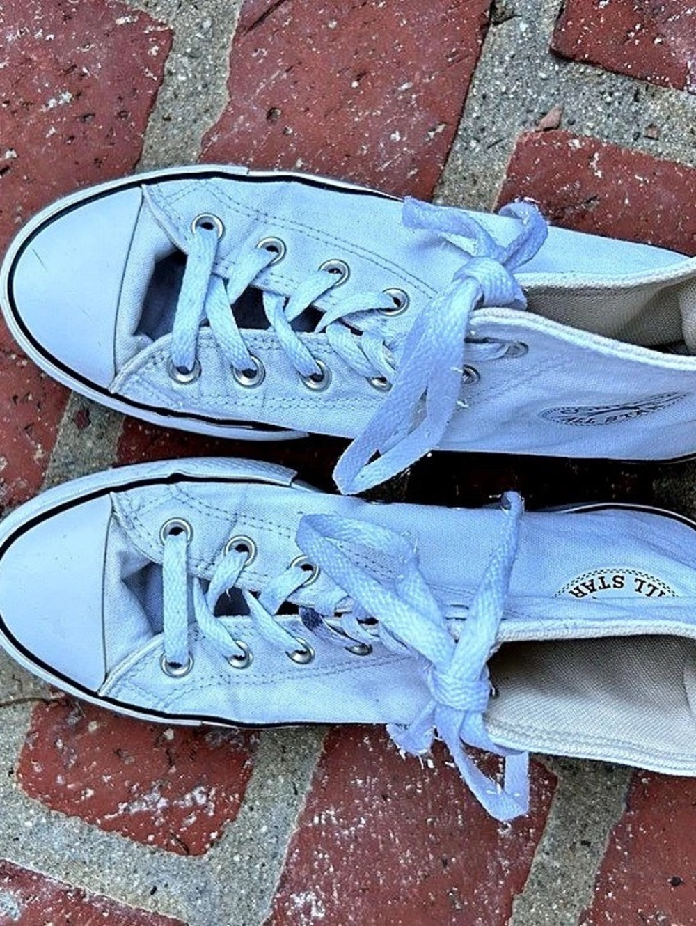Converse Chuck Taylor All Star Sneakers White US WOMENS size 8.